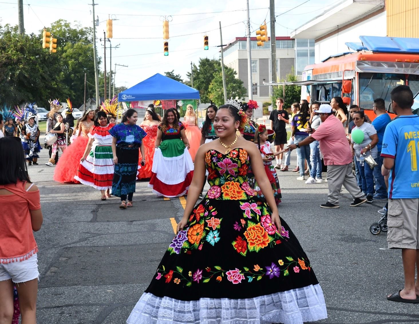 Celebran Herencia Latina de Siler City el sábado Qué Pasa
