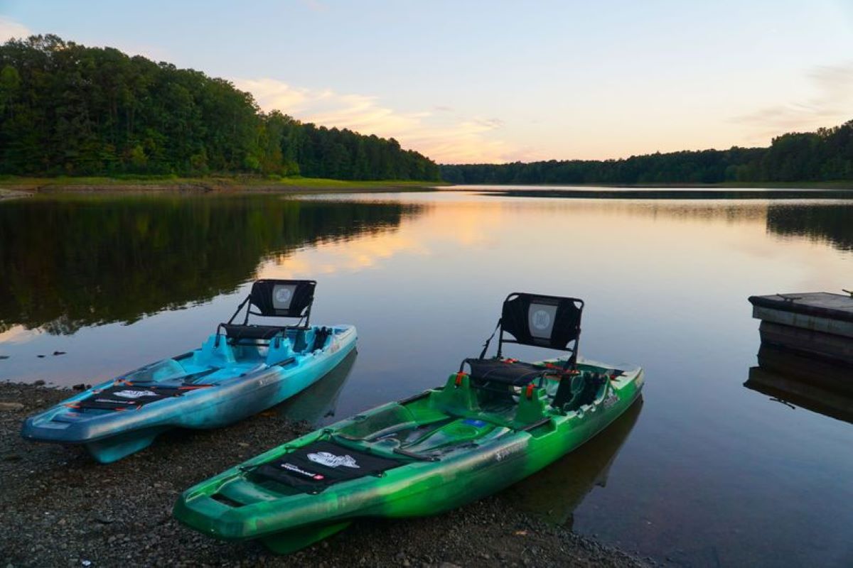 Nuevos kayaks de pesca en los lagos de Durham Qué Pasa