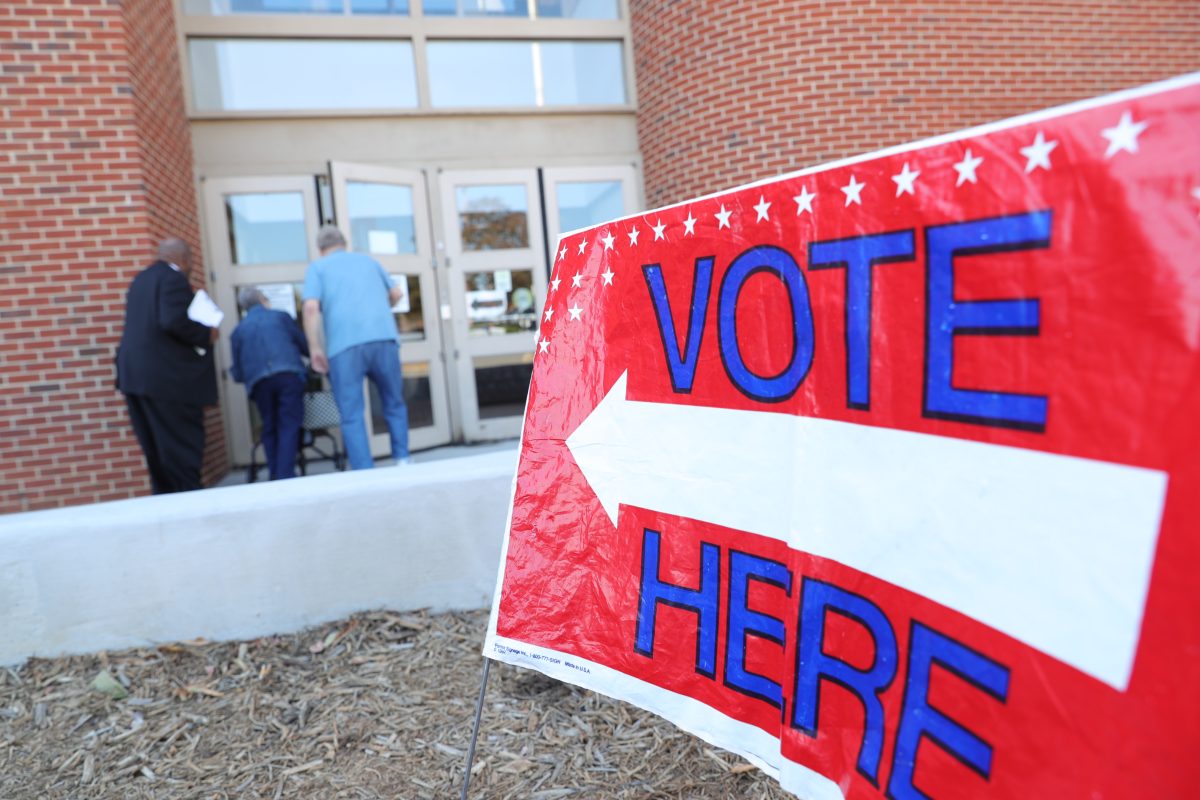 ¡No olvide votar! Día de elecciones en Cary y Durham Qué Pasa