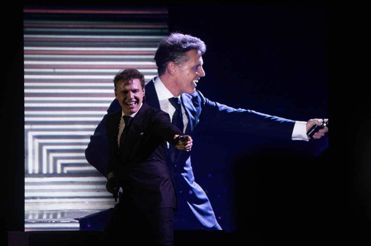 Luis Miguel arrancó su Tour 2024 en Santo Domingo entre dudas por  suspensión de la víspera | Qué Pasa, image size:1200x796