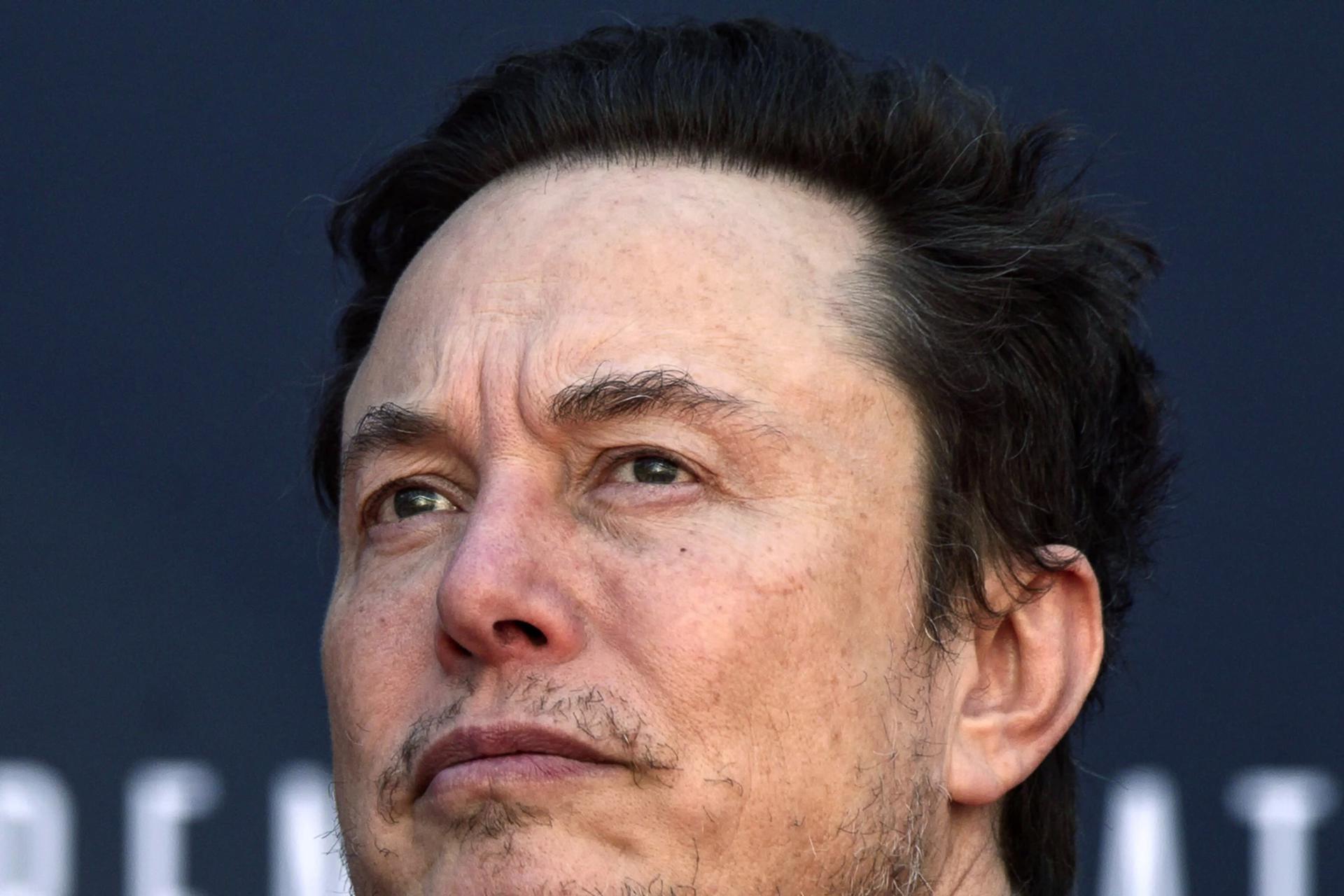 Elon Musk demanda al regulador laboral de EEUU por el despido de ...