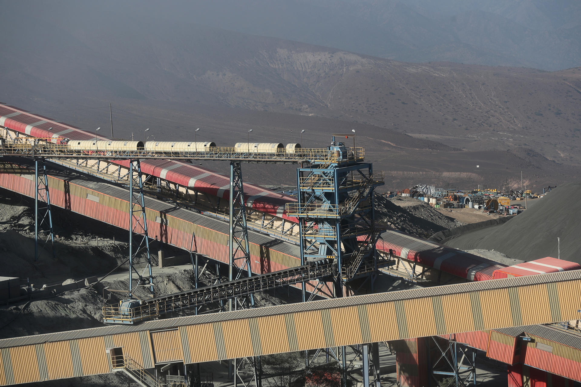 La chilena Codelco anota caídas del 8,4 % en su producción de 2023 y un ...