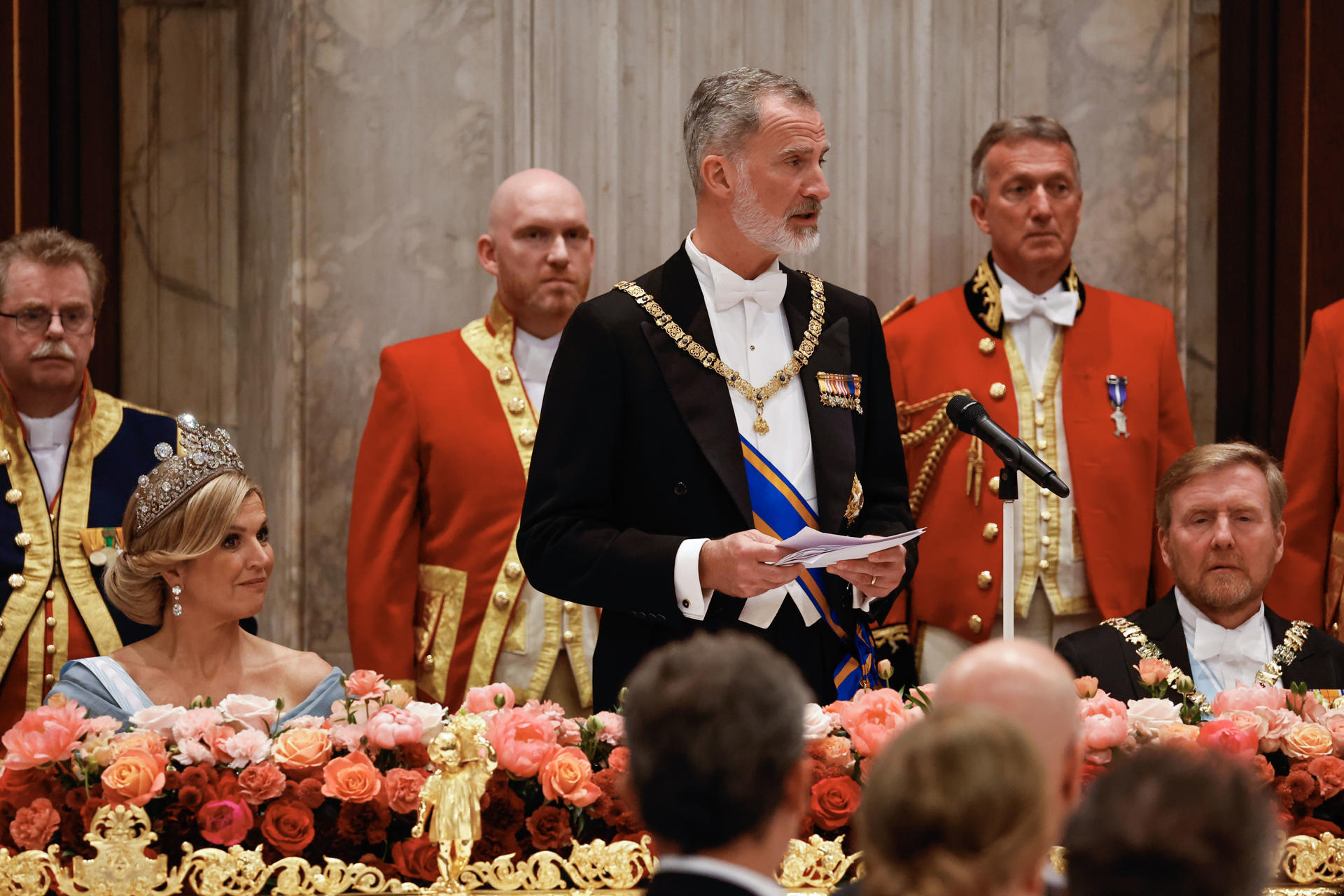 Monarquía Inglesa | PDF | Monarquía del reino unido | Monarquía, image size:1920x1280