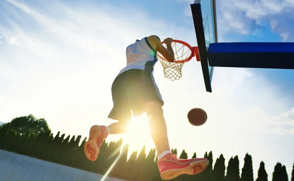 Inauguran canchas de basquetbol renovadas en Charlotte | Qué Pasa