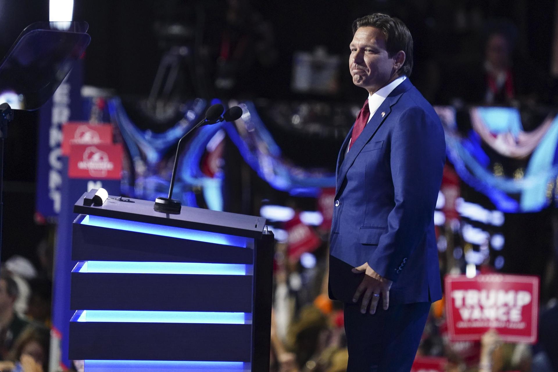 Ron DeSantis pide el voto por Trump: \, image size:1920x1280