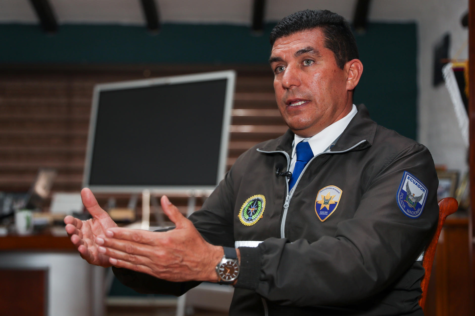 Cada candidato presidencial de Ecuador estará blindado por al menos ...