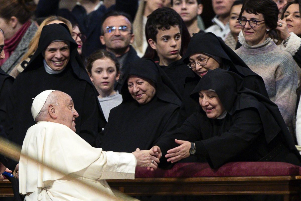 El papa apela a seguir rezando por la paz en las guerras que asolan el ...
