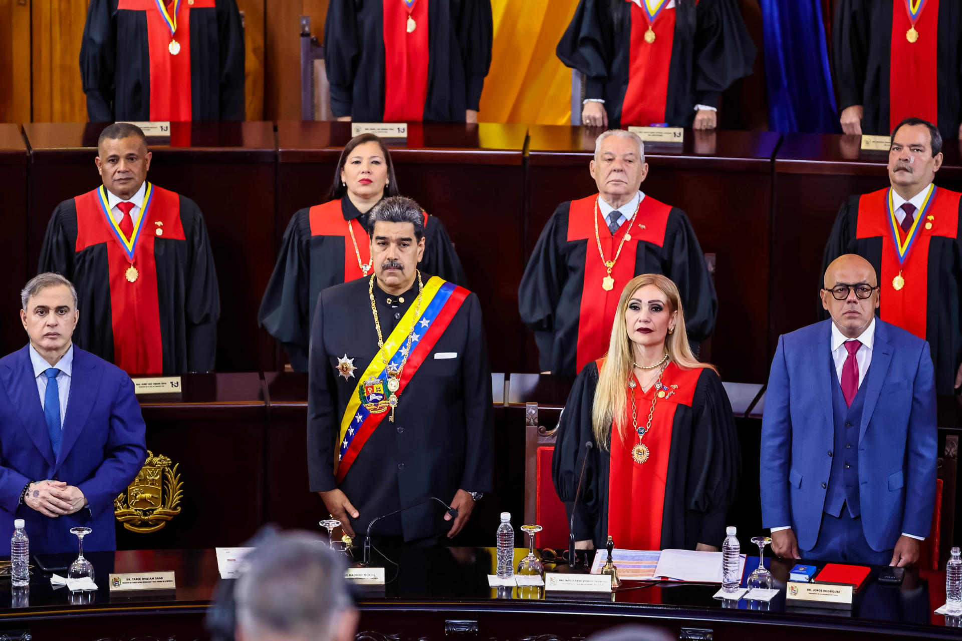 El Parlamento de Venezuela juramenta a Nicolás Maduro como presidente del país | Qué Pasa