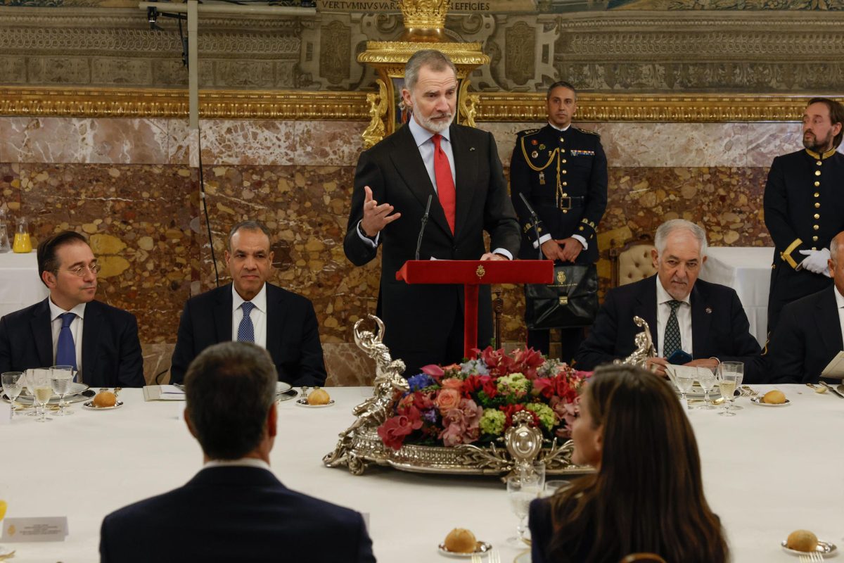 El rey de España y Al Sisi defienden la solución de los dos estados en ...