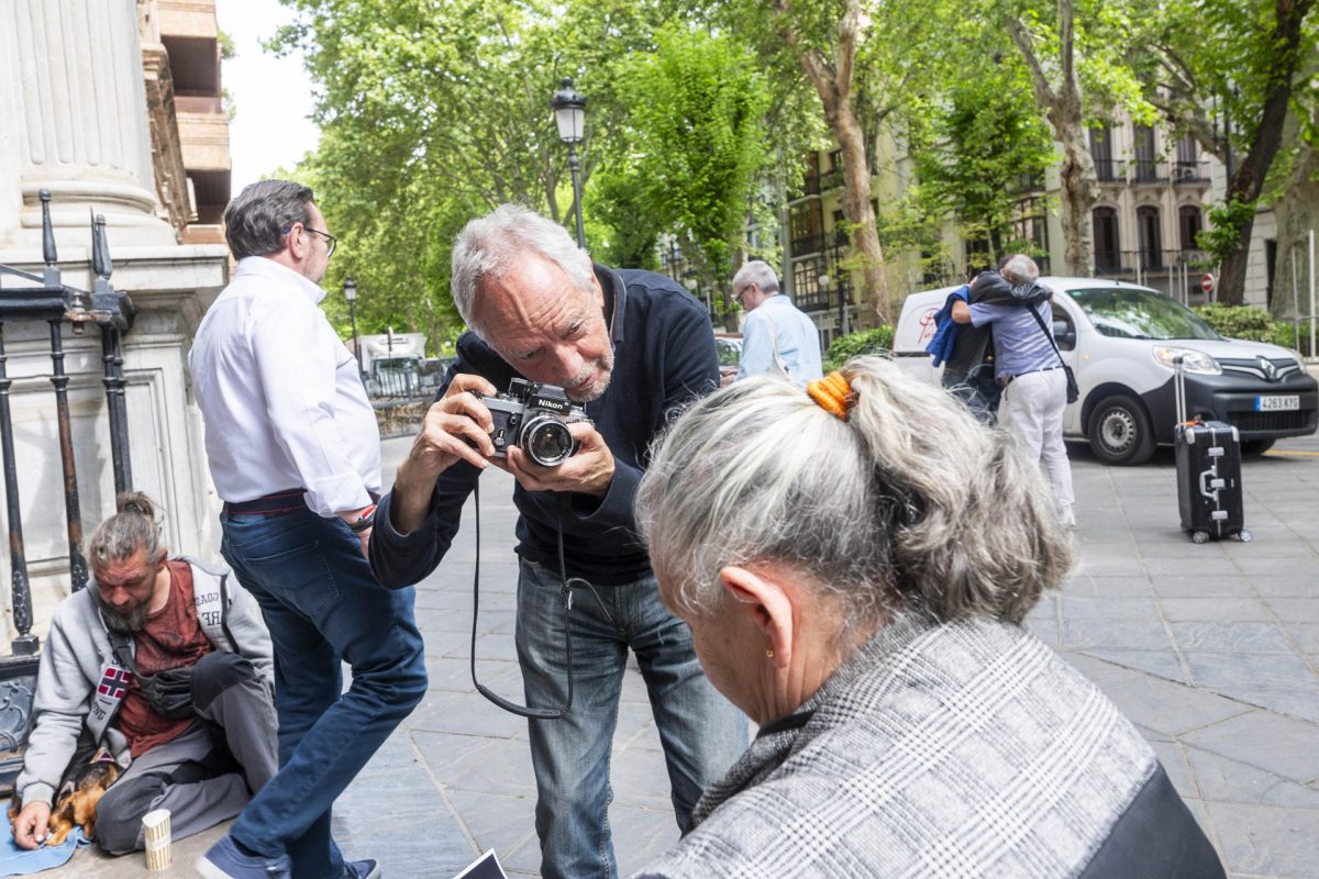 El fotoperiodista Juan Ferreras revive a sus 'honorables', anónimos con ...