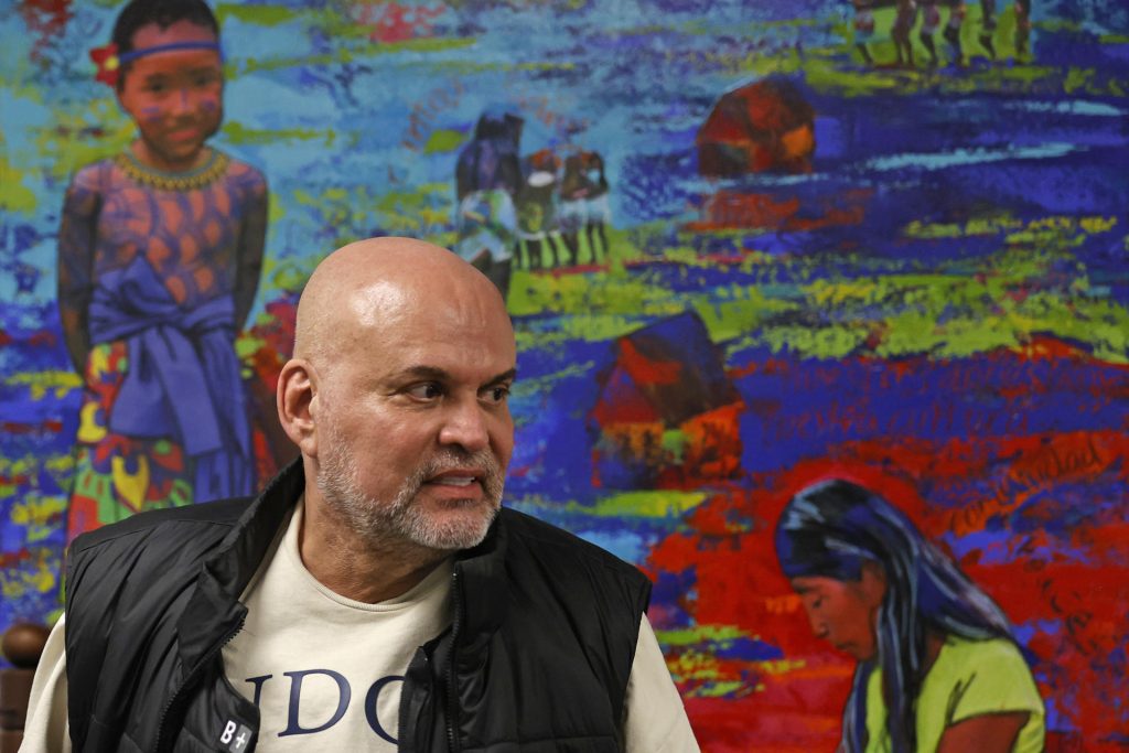 Fotografía de archivo, tomada en septiembre de 2024, del excomandante paramilitar colombiano Salvatore Mancuso, en Bogotá (Colombia). . EFE/ Mauricio Dueñas