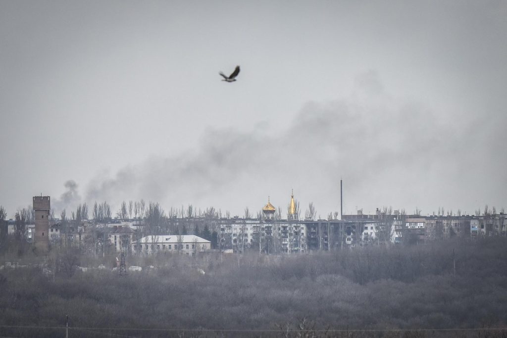 Imagen de archivo de la ciudad de Chasiv Yar, cerca de Bakhmut, en la región de Donetsk (Ucrania), el 7 de abril de 2023. EFE/EPA/OLEG PETRASYUK