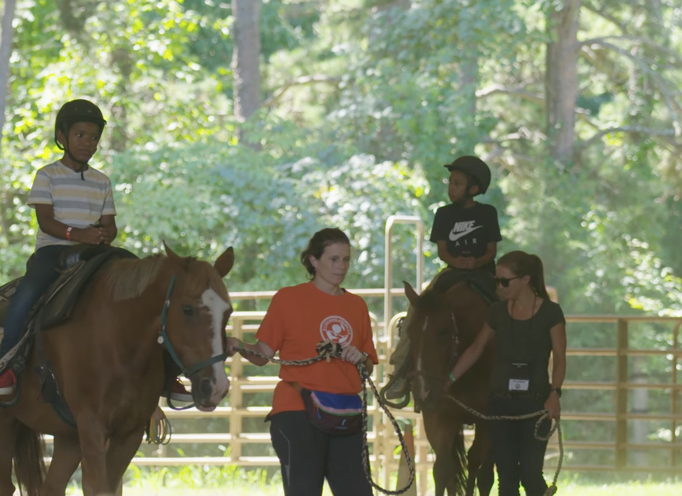 Impacto de Camp HOPE en jóvenes del condado Guilford | Qué Pasa