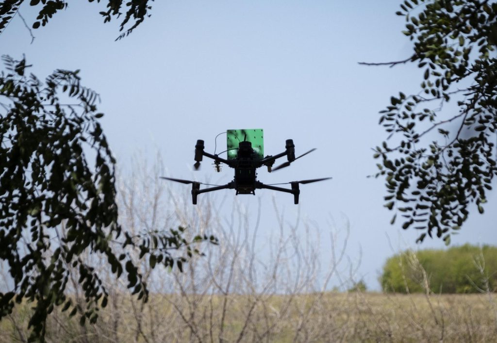 Imagen de archivo de un dron FPV de Ucrania. EFE/EPA/SERGEY SHESTAK