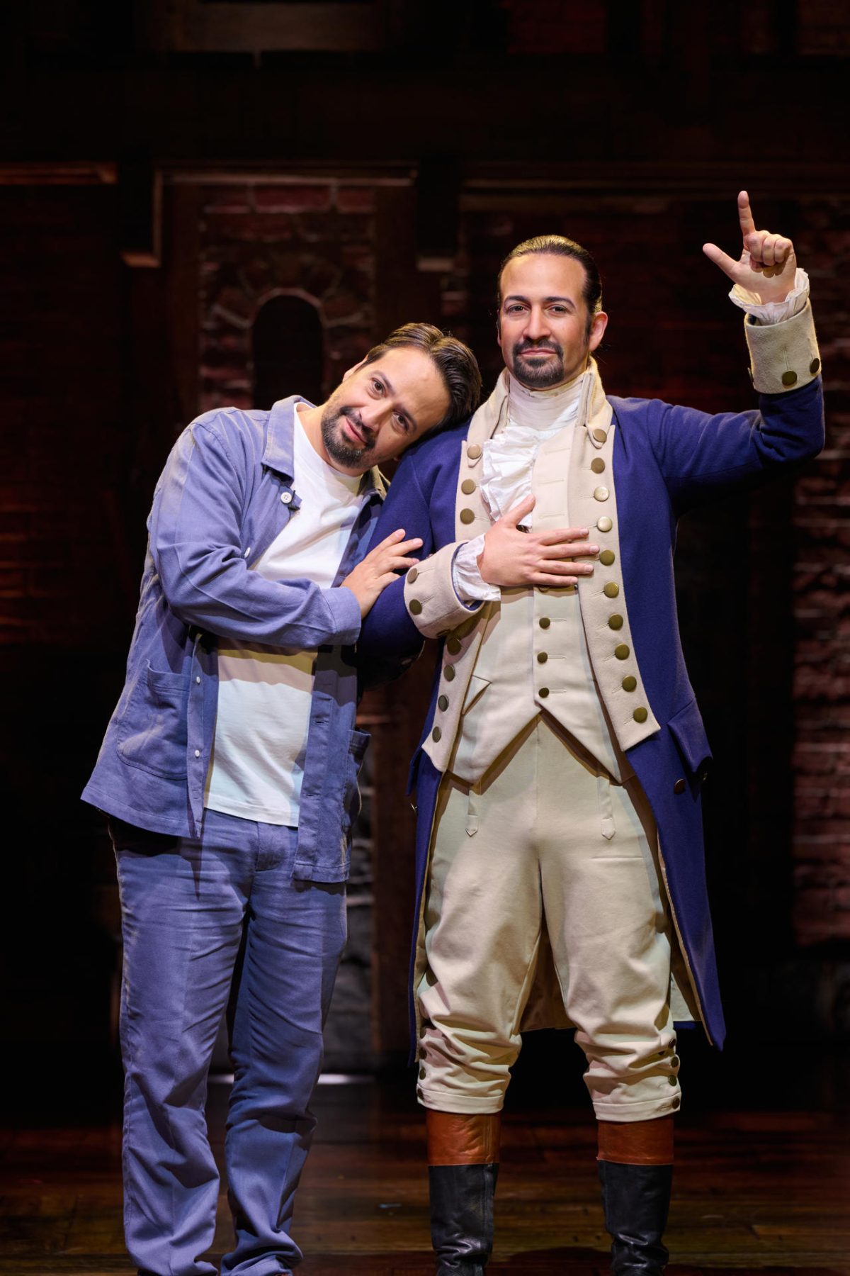 Presentan la figura de cera de Lin Manuel Miranda al encarnar a ...