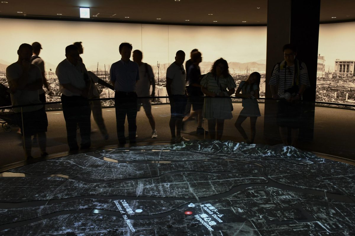 Ocho décadas después del bombardeo en Hiroshima y Nagasaki, la memoria de los supervivientes se desvanece conforme su número mengua. La Inteligencia Artificial (IA) emerge ahora como una herramienta clave para preservar los recuerdos del horror que vivieron. 
EFE/ Edurne Morillo
