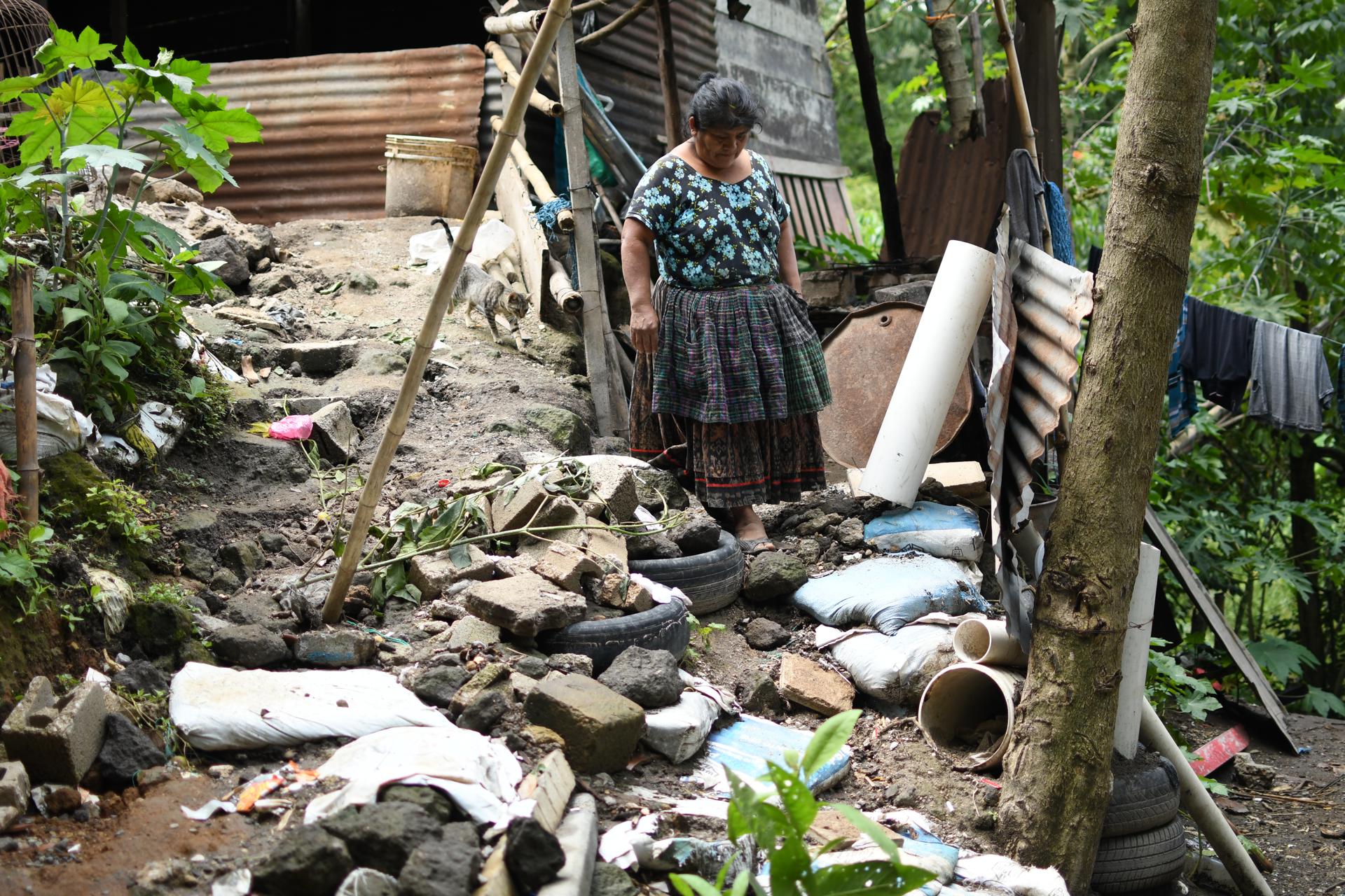 Las viviendas con pisos de tierra: el reflejo de la pobreza que vive ...