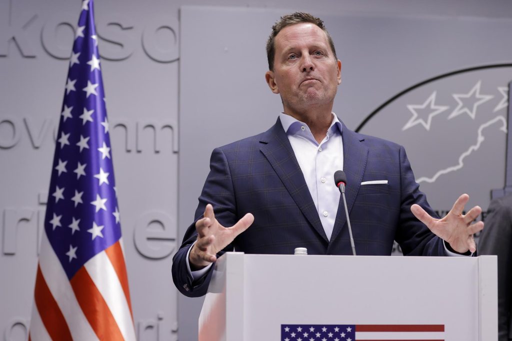 Fotografía de archivo del diplomático estadounidense Richard Grenell. EFE/VALDRIN XHEMAJ