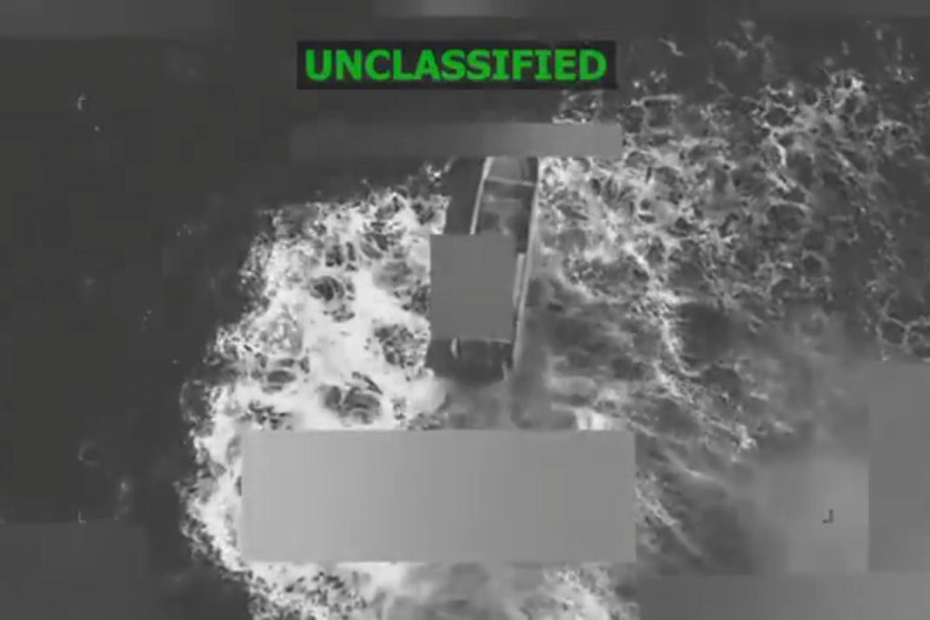 Fotografía tomada de la cuenta oficial de X @SecWar del secretario de Guerra de Estados Unidos, Pete Hegseth. EFE/ @SecWar