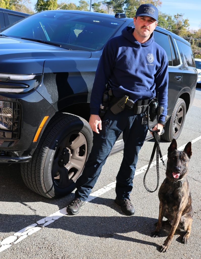 Agente K9 recibirá chaleco antibalas en Wilmington | Qué Pasa, image size:797x1024