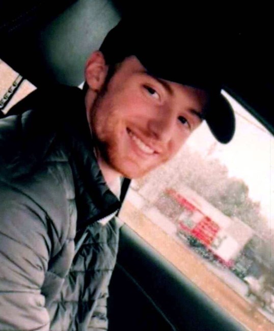  Dos personas enfrentan cargos graves después de que detectives del condado de Guilford vincularan su presunta participación con una sobredosis mortal registrada a inicios de año. 