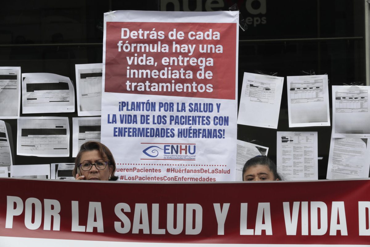 Cuidadoras ponen rostro a crisis de la salud en Colombia, agravada por ...