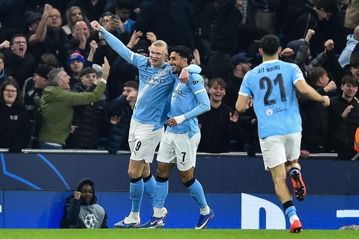 Pese a no depender de sí mismo, el Manchester City hizo los deberes, venció al Galatasaray (2-0) y estará en los octavos de final clasificado entre los ocho primeros de la clasificación. EFE/EPA/PETER POWELL 