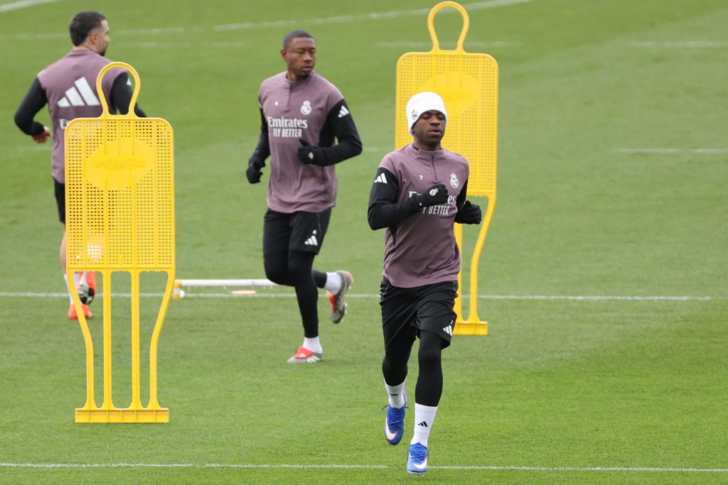 El Real Madrid prepara el derbi de la Supercopa sin Mbappé