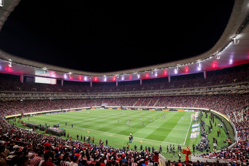 Partido en el Estadio Akron de Guadalajara