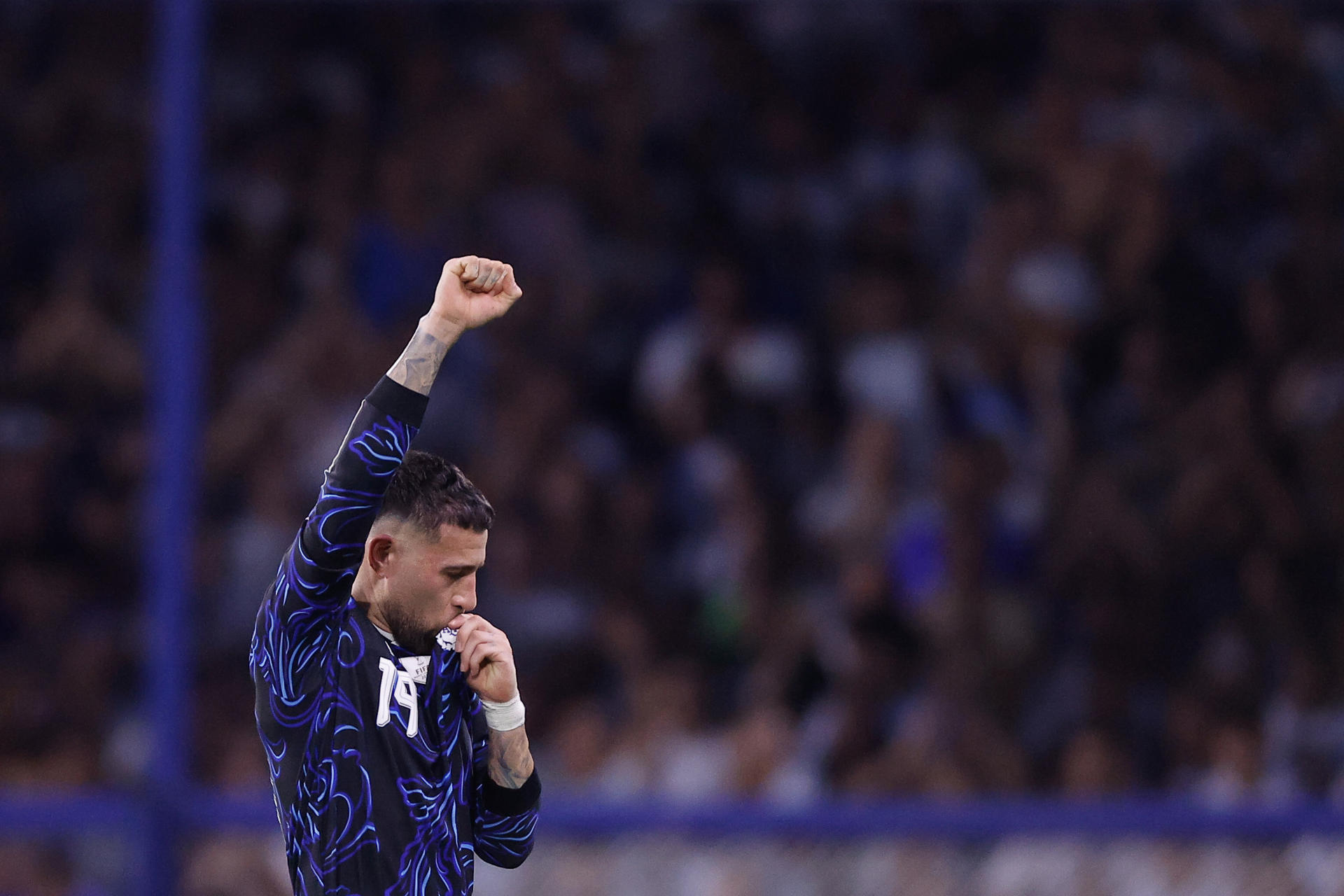 Otamendi se despide: ¿quién para la defensa argentina en 2026?